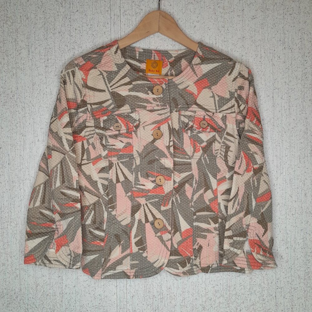 Ruby Rd Women's Jacket Blazer Top Quilted Floral Wood Buttons Size 6